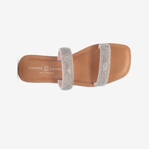 NWT Chinese Laundry Zailey Silver Women's Sandals 5.5